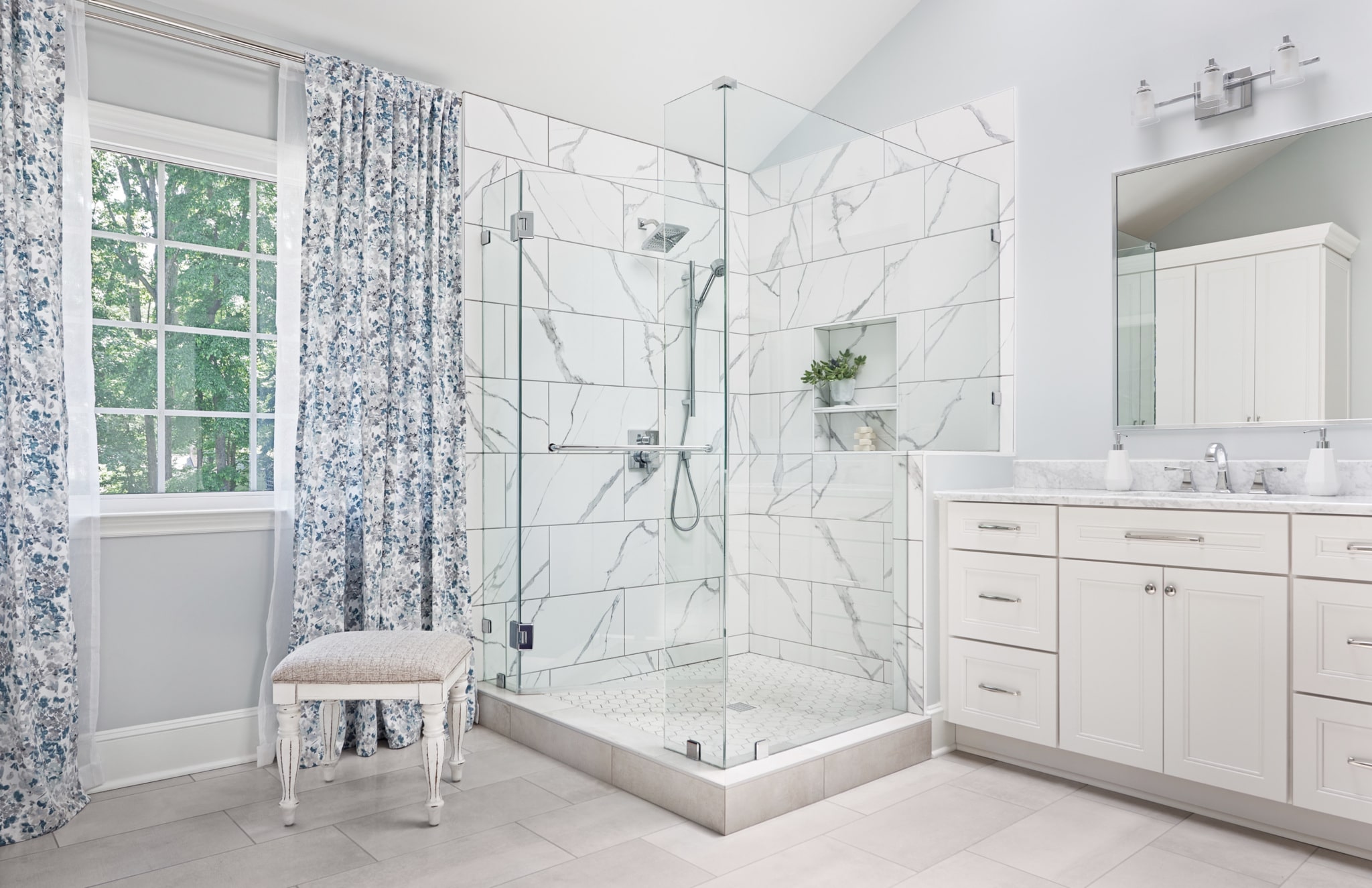 Best Small Bathroom Remodelers El Dorado Hills, CA
